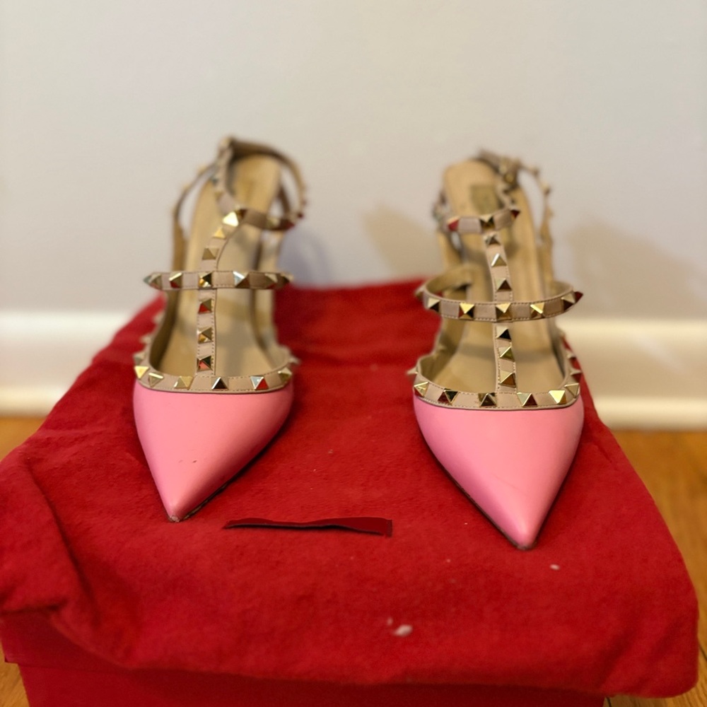 Yves Saint Laurent Pink Studded Heels